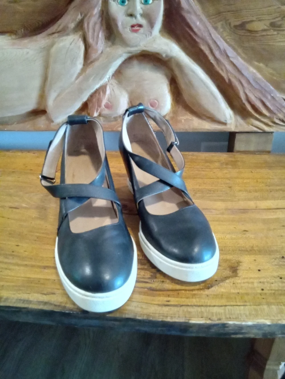 L.Paola Maci Sneaker Wedge Pump Sz 9 Black Leather Mary Jane  Platform Sneakers